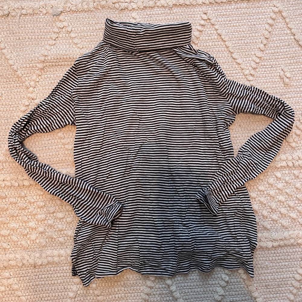 Madewell turtle neck